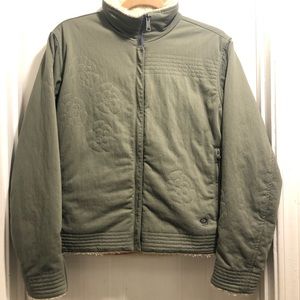 Mountain Hardware Coat Small